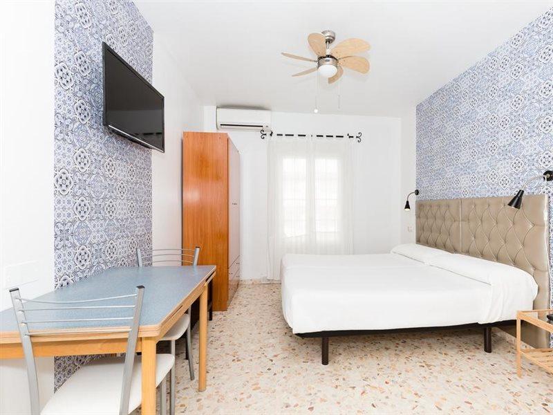 Candisol Cozy Inns Torremolinos Exterior photo