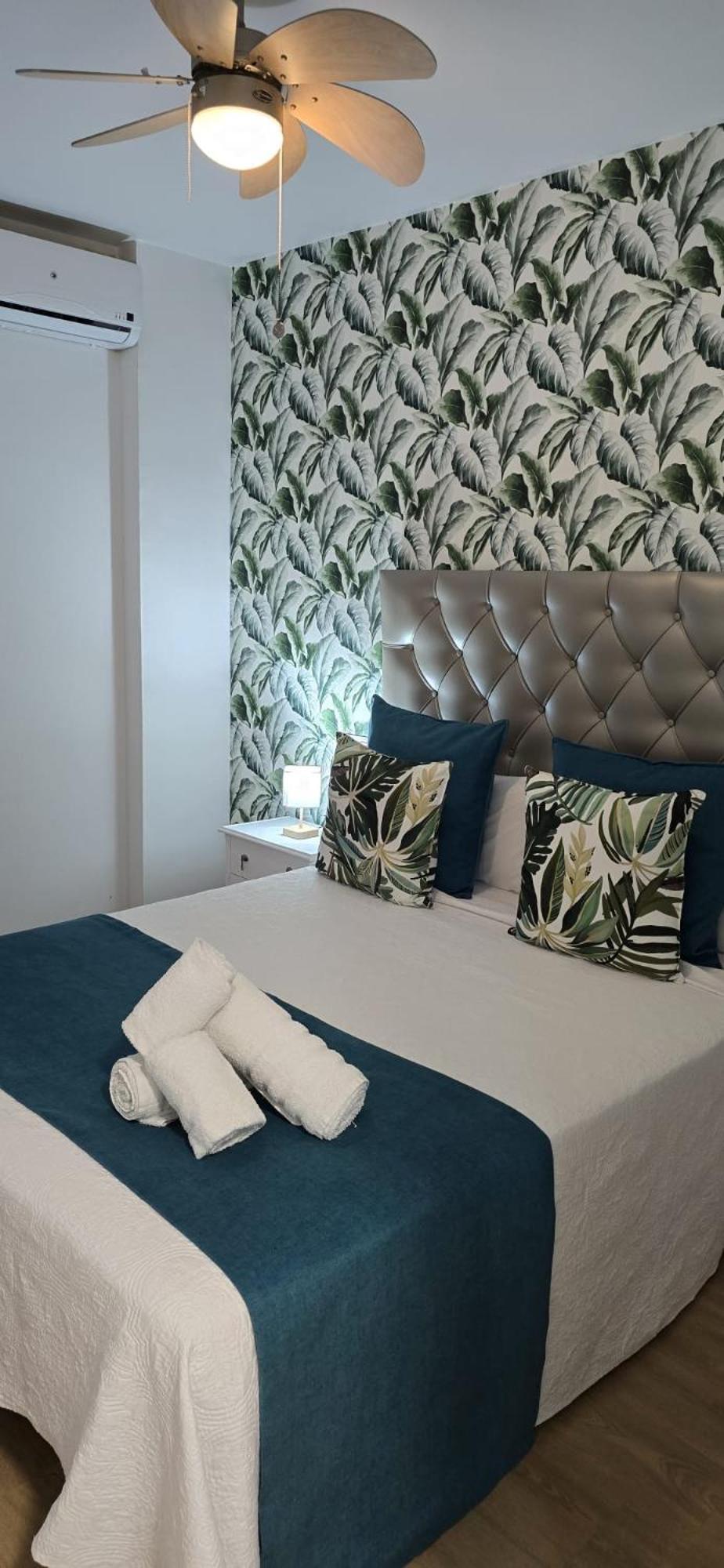 Candisol Cozy Inns Torremolinos Exterior photo